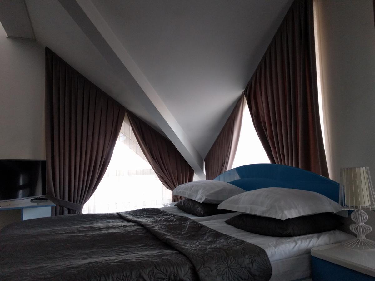 Kaiser Hotel Černivci Esterno foto