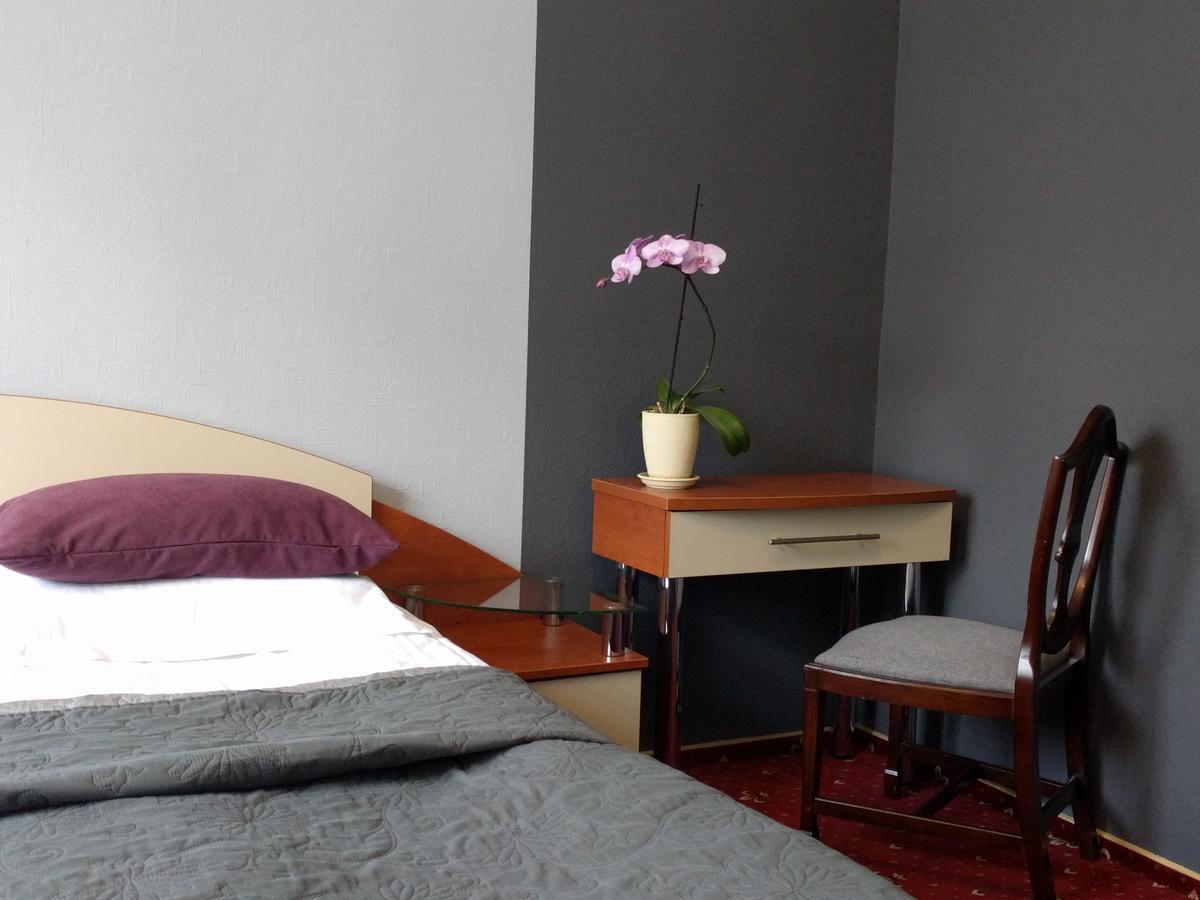 Kaiser Hotel Černivci Esterno foto