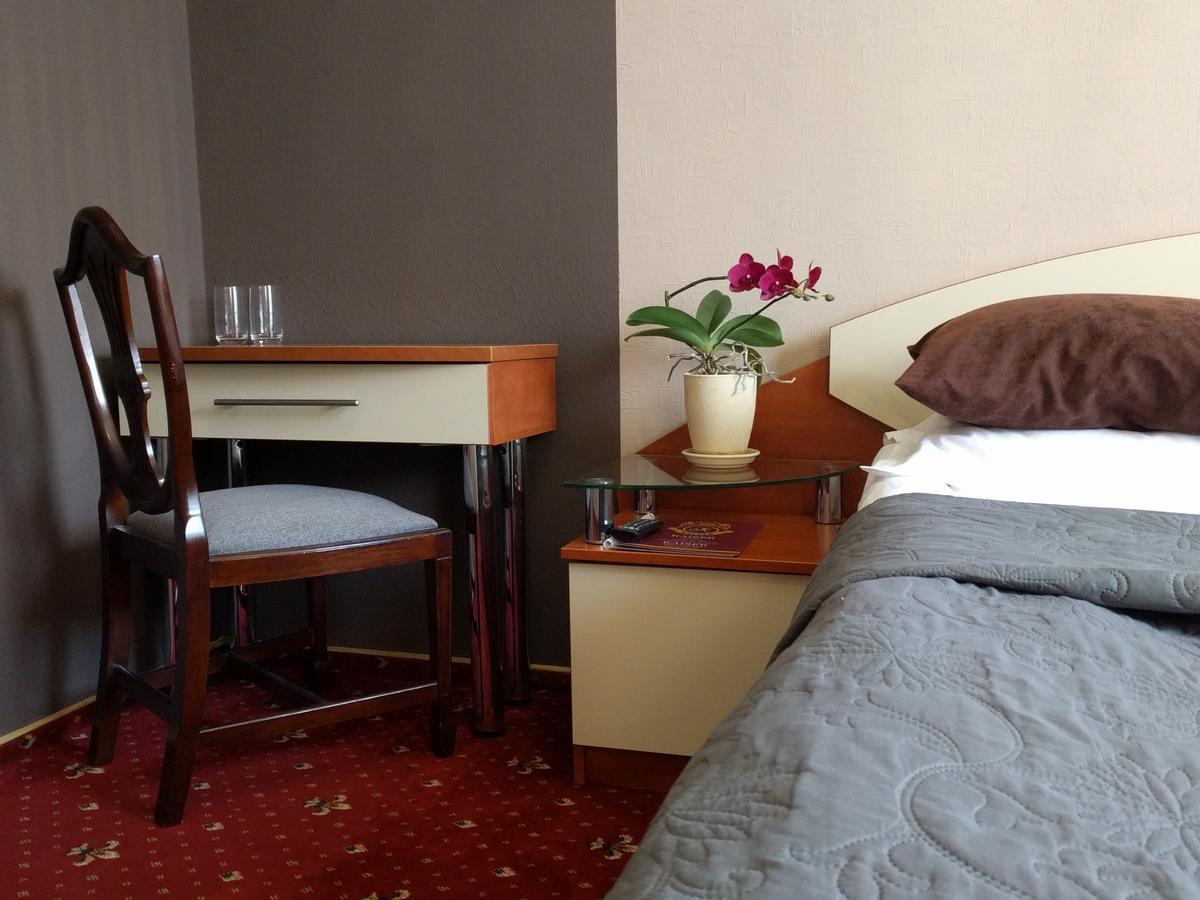 Kaiser Hotel Černivci Esterno foto